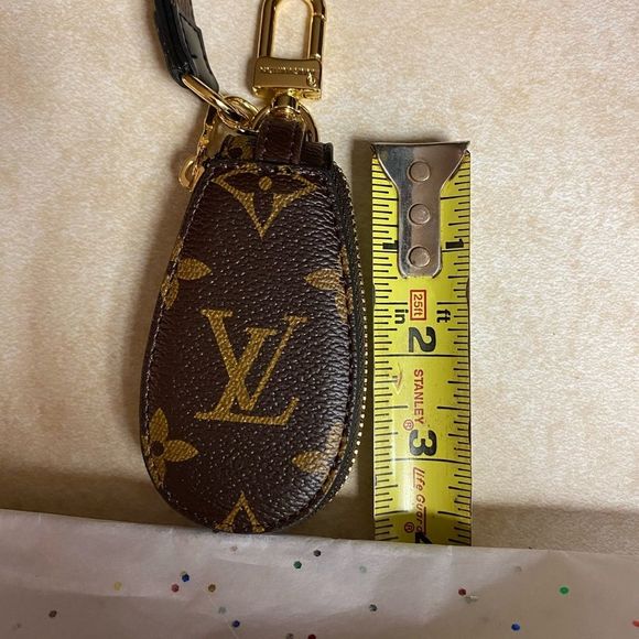 Upcycled KeyFob Keychains - Picture 5 of 7